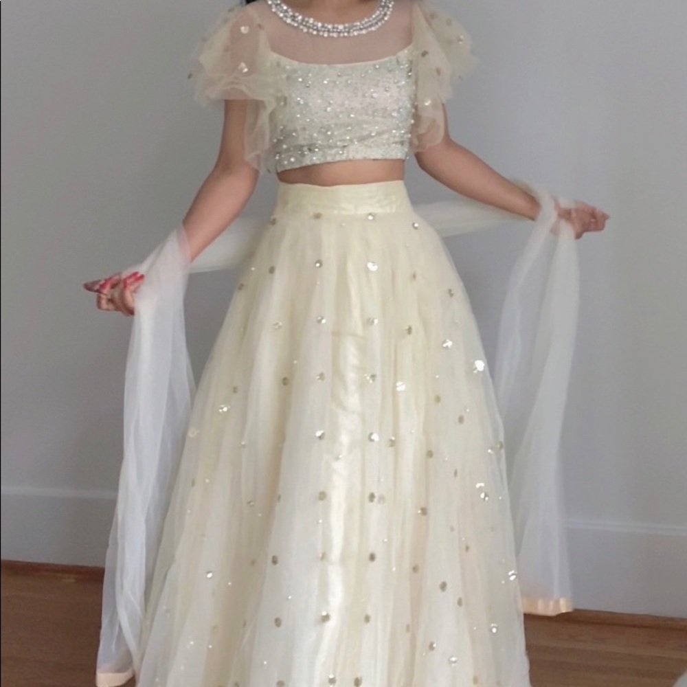 Tailored Lehenga Choli Sari Traditional Dress